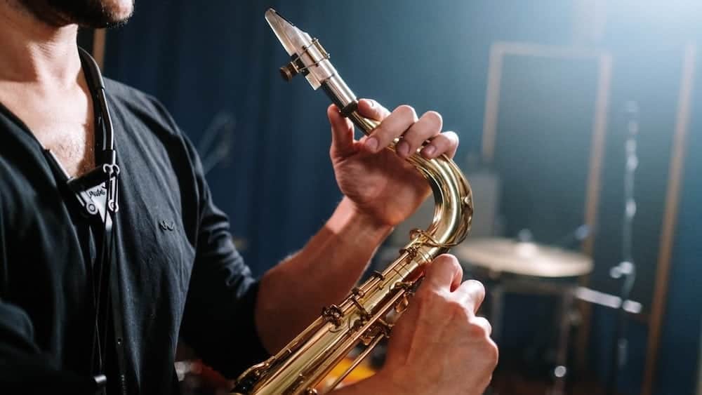 Saxophoniste en live avec le DJ, option Deelight Evolution